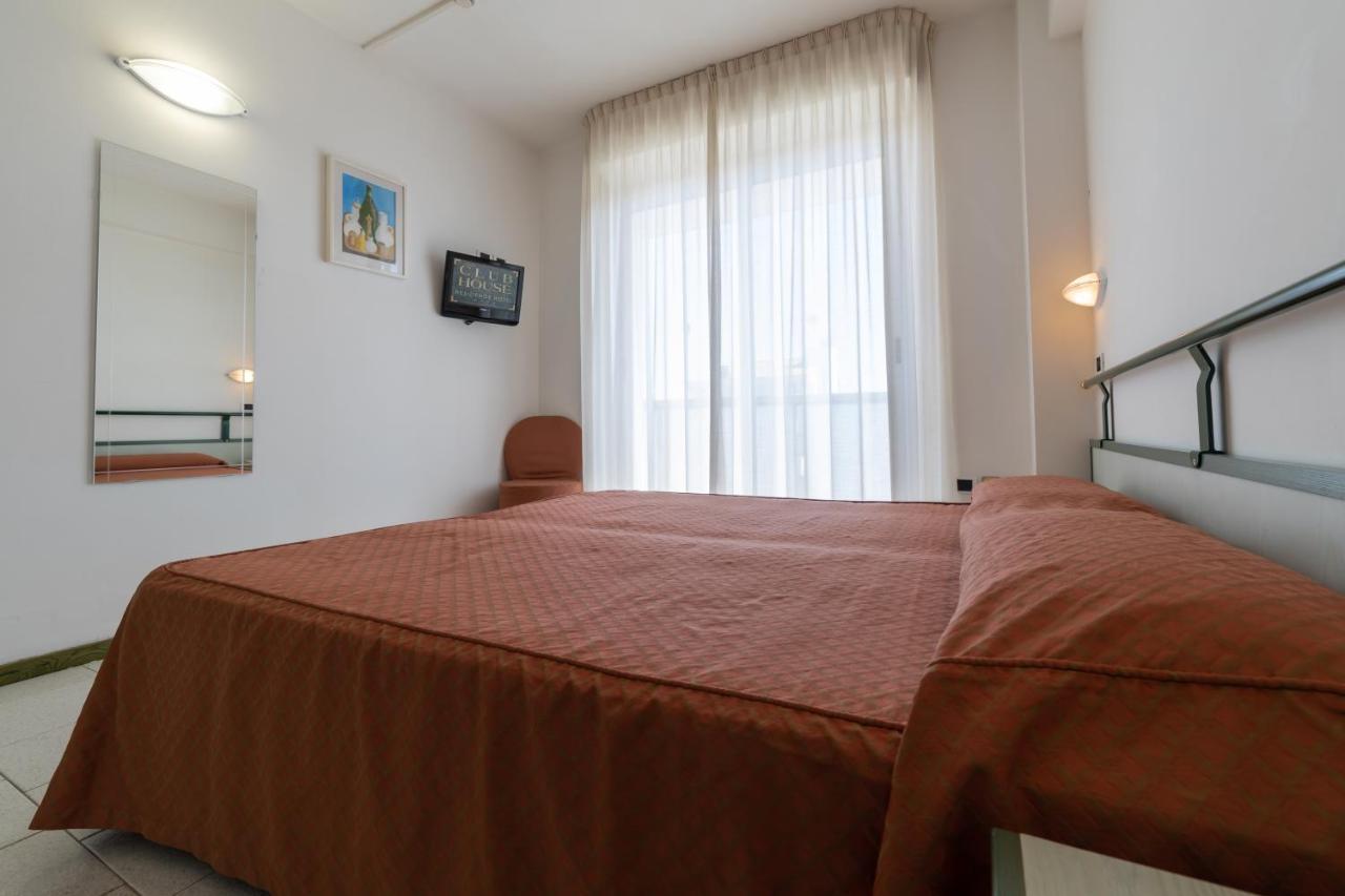 Residence Hotel Club House Cattolica Ngoại thất bức ảnh